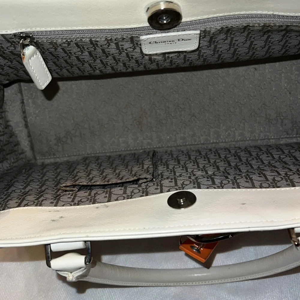 FLASH SALE🔥🔥EXCELLENT CONDITION💕BEAUTIFUL💗 VINTAGE CHRISTIAN DIOR FLIGHT BAG💗💗💗 - Picture 14 of 16